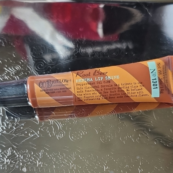 CO Bigelow Other - New CO Bigelow Root Beer Mentha Lip Shine Discontinued Minty Lip Gloss Sealed